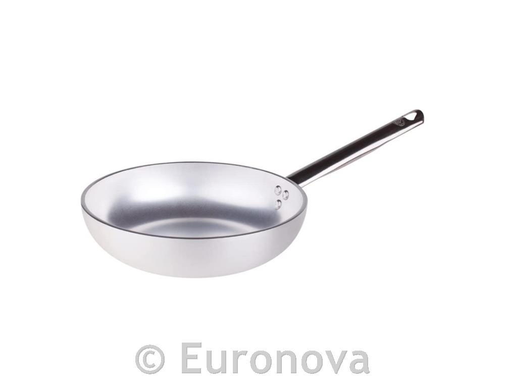 Aluminijasta ponev / 32cm / 3mm