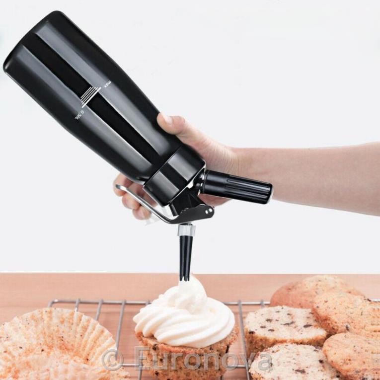 Aparat za smetano / Kitchen Line / 0,5l / črn